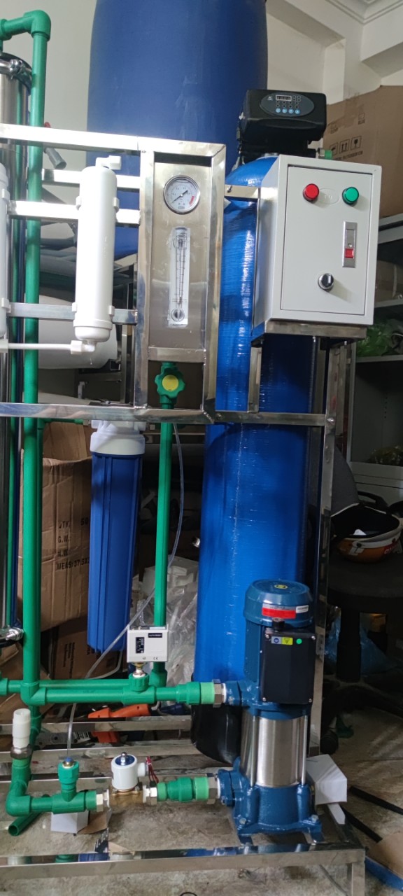 Dây chuyền lọc nước tinh khiết RO công nghiệp 250l/h